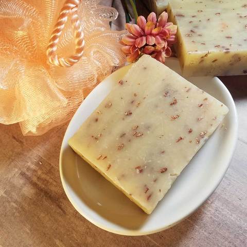 All-Natural Wildflowers and Oats Women's Handmade Vegan Soap